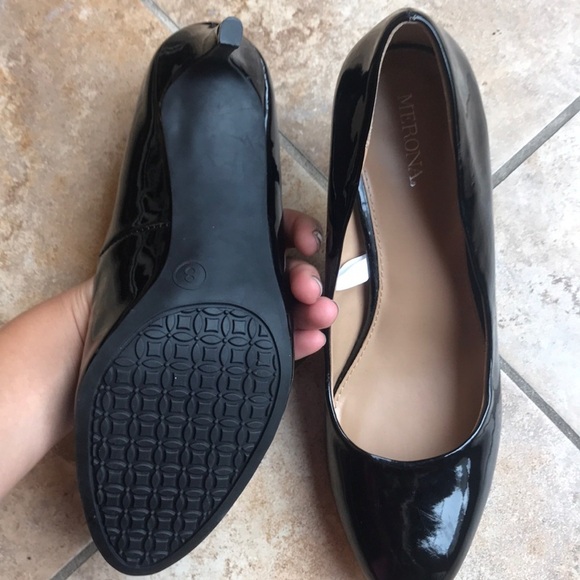 COPY - black shiny faux leather heels - Picture 3 of 3